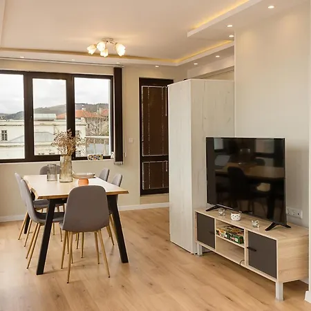 Apartman Seaview Haven - Elegant 2bd Flat In By Flat Mаnager Balcsik