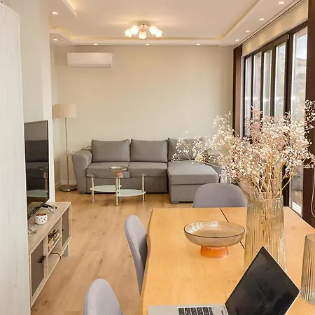 Seaview Haven - Elegant 2bd Flat In By Flat Mаnager Balchik