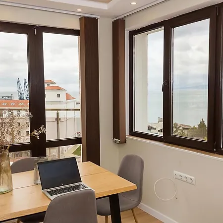 Apartament Seaview Haven - Elegant 2bd Flat In By Flat Mаnager Bałczik