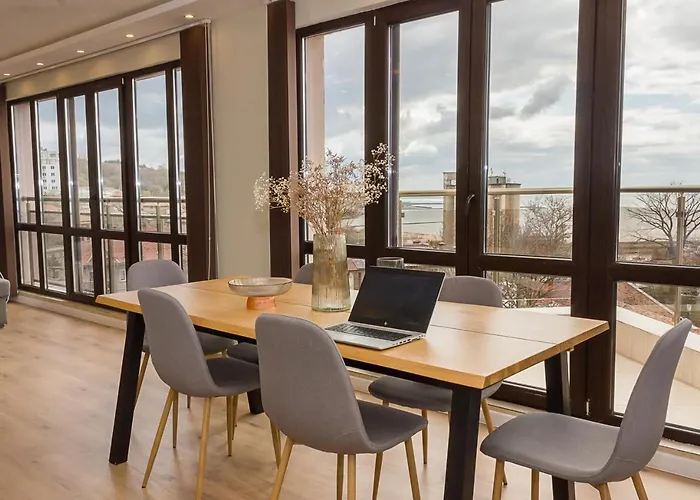 Seaview Haven - Elegant 2bd Flat In By Flat Mаnager * Balchik